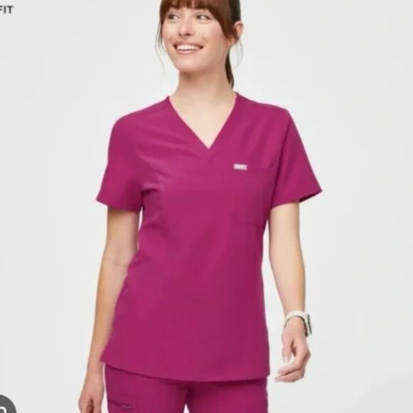 NEW Catarina One-Pocket Scrub Top - Picture 1 of 2